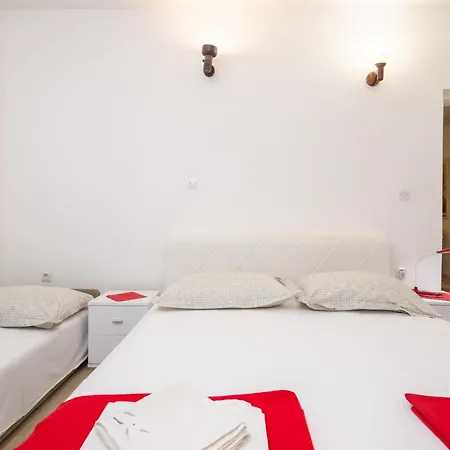 Апартаменты Sunny Ray Marusici (Split-Dalmatia)